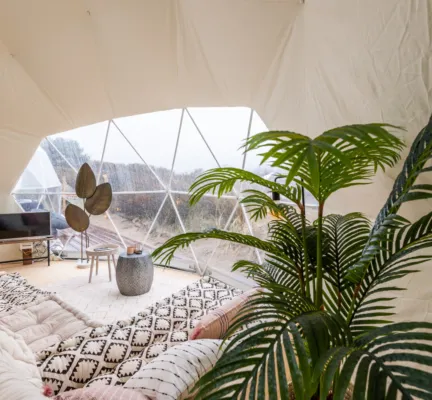 Beachdome living 2