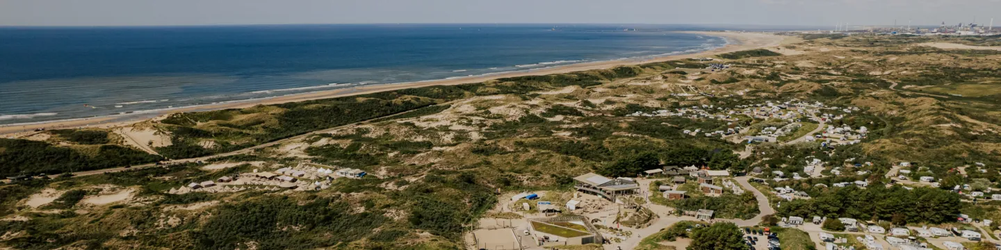 De Lakens dichtbij het strand