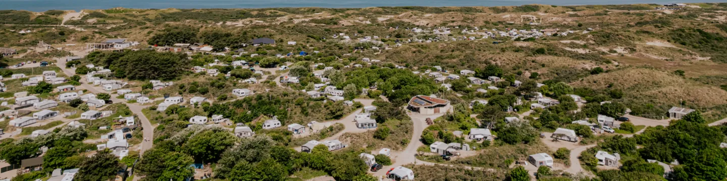 Drone zicht op het strand