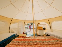 Lotus Bell Tent binnen slapen.jpg